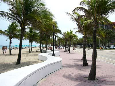 Lauderdale Beach Wedding on Fort Lauderdale Beach Promenade  Aka The  Wave Wall    Worth A Look